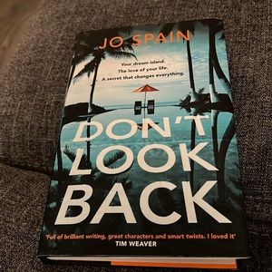 Don’t Look Back by Jo Spain